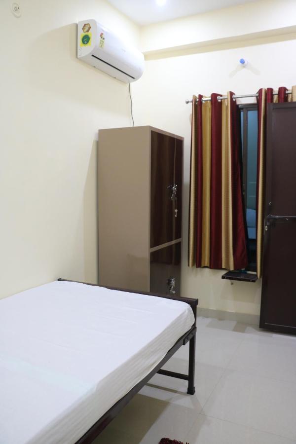 Saraswati Palace Varanasi Exterior photo